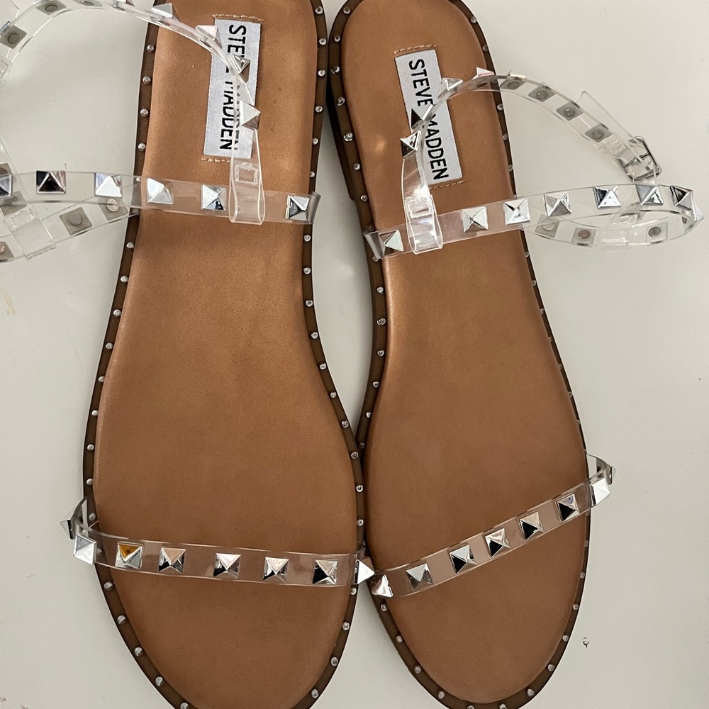 Travel Rock Stud Flat Sandals